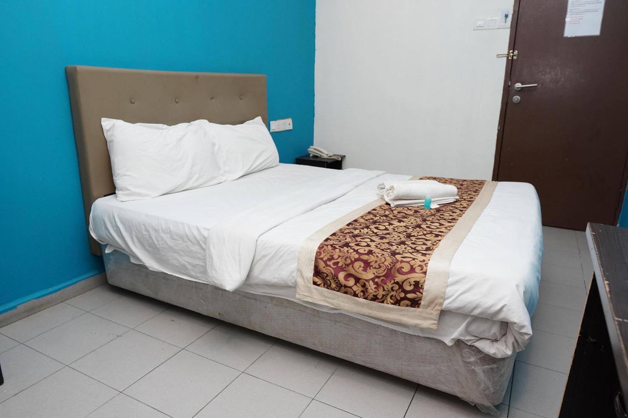 Hotel Shri Putiri Pasir Gudang Exterior photo